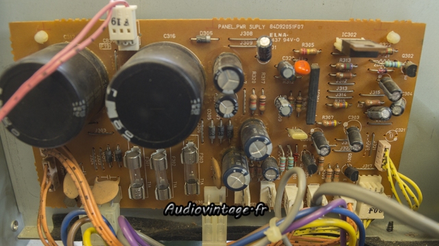 Luxman M-03