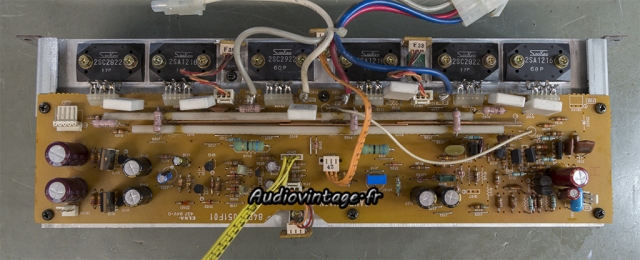 Luxman M-03 : circuit amplification réparé et révisé.