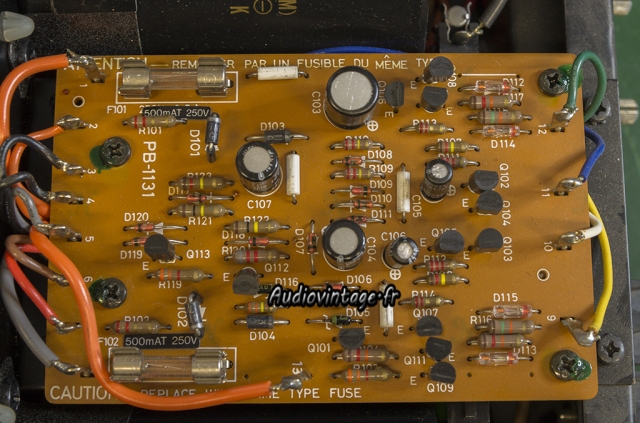 Luxman M-12