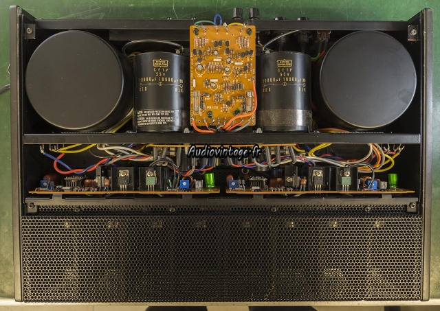 Luxman M-12