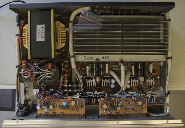 Luxman M-120A II