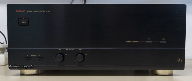 Luxman M-383 : épuré.