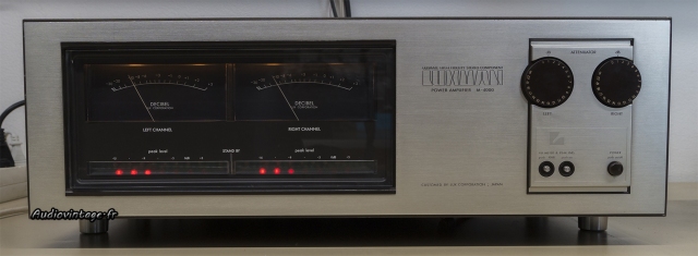 Luxman M-4000 : classique et classieux.