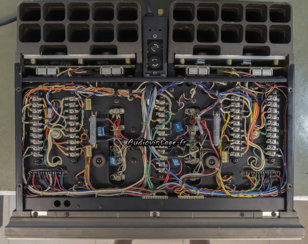 Luxman M-4000A : à son arrivée.