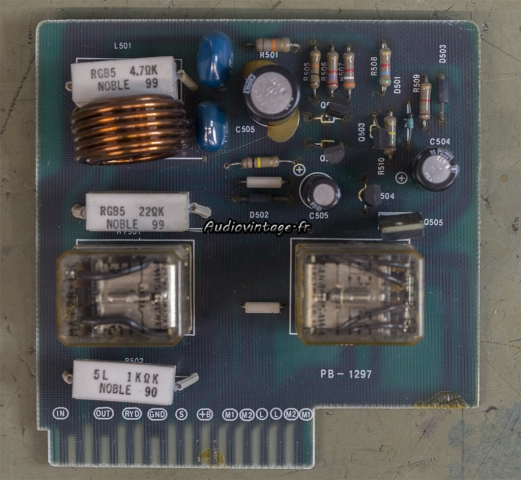 Luxman M-4000A : à revoir.