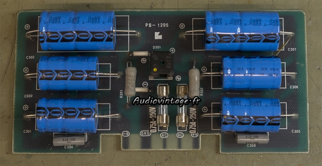 Luxman M-4000A : circuit alimentation révisé.