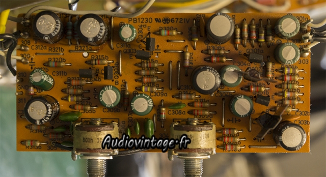 Luxman R-1070
