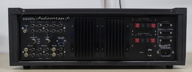Luxman SQ507X : connectique.