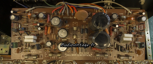 Luxman L-30