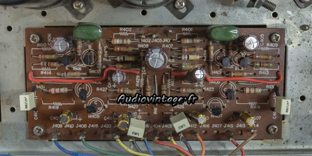 Marantz 1060 : circuit de tonalité réparé et révisé.