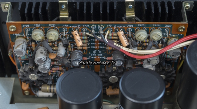 Marantz 1060 : circuit driver à réviser.