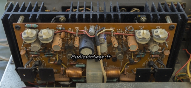 Marantz 1070 : circuit driver à réviser.