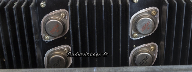 Marantz 1070 : micas neufs et graisse fraiche.