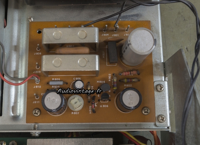 Marantz 1070 : alimentation à réviser.