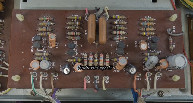 Marantz 1070 : circuit de tonalite en panne.