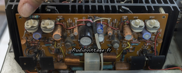 Marantz 1070 : circuit driver à revoir.