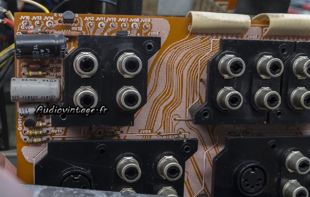 Marantz 1090 : circuit de muting réparé et révisé.