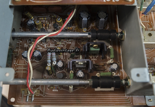 Marantz 1152DC : alimentation à revoir.