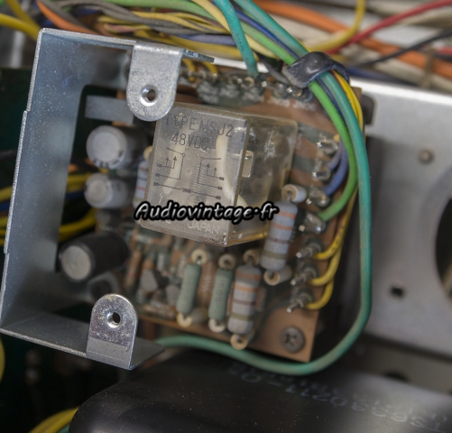 Marantz 1250 : circuit de protection à réviser.