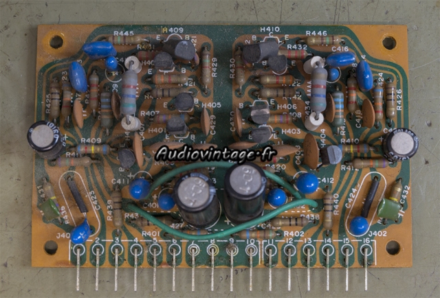 Marantz 1250 : circuit phono/micro à revoir.