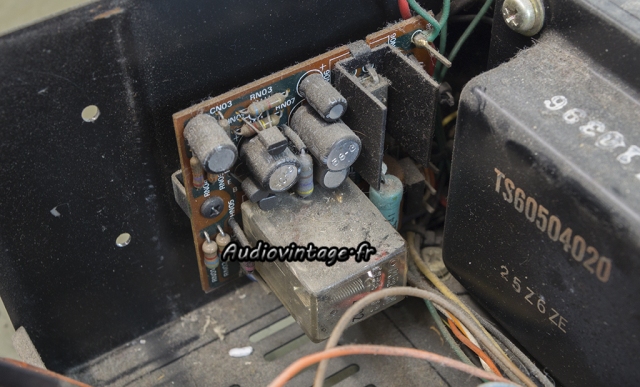 Marantz 140 : circuit de protection à revoir.