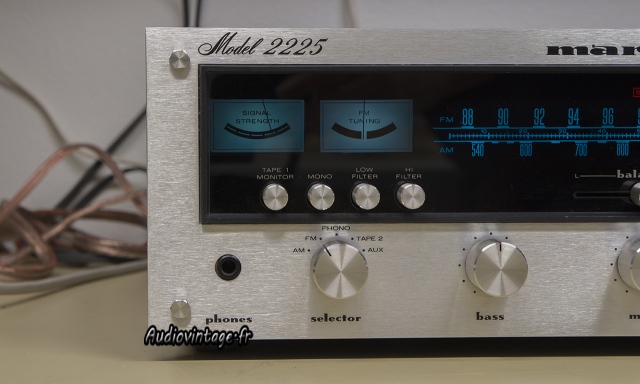 Marantz 2225