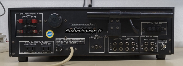 Marantz 2225L : connectique.
