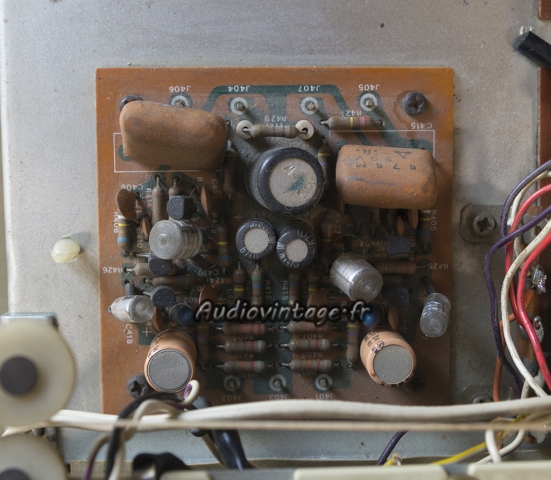 Marantz 2225L : circuit phono à revoir.
