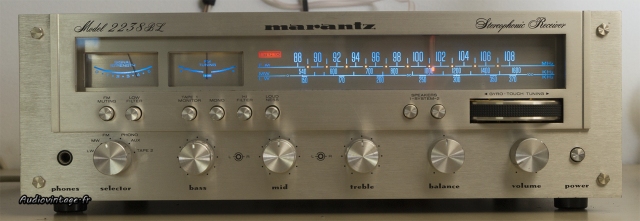 Marantz 2238BL : un exemplaire très bien conservé.