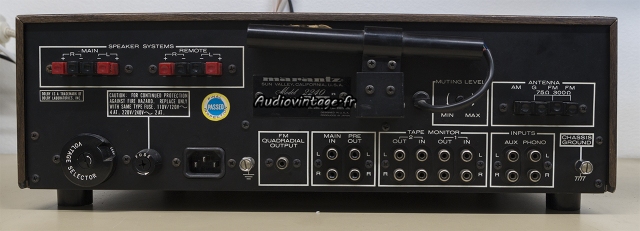 Marantz 2240 : connectique