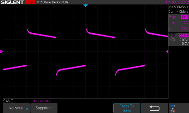 Marantz 2240 : signal-carre-a-100hz