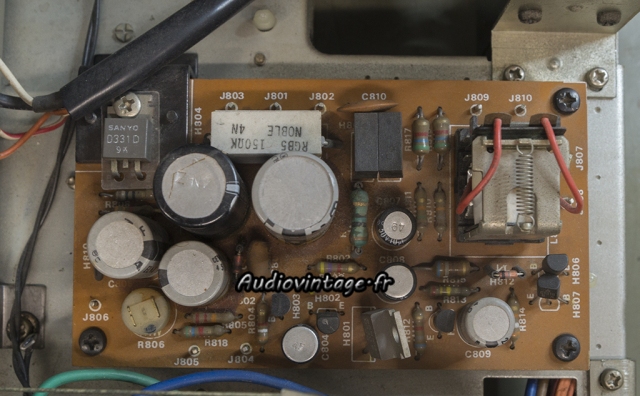 Marantz 2240 :circuit  alimentation/protection à réviser.