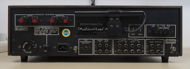 Marantz 2240 : connectique.