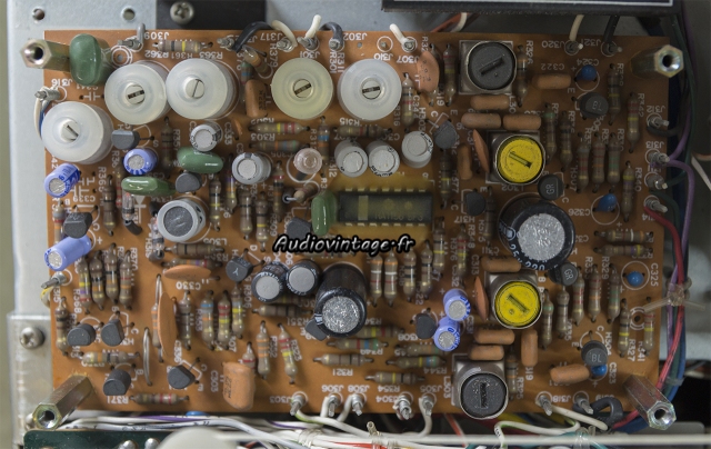Marantz 2275 : circuit MPX à réviser.