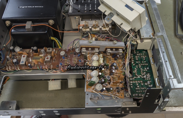 Marantz 2275 : démontage en cours...