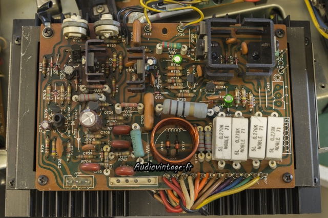 Marantz 2330