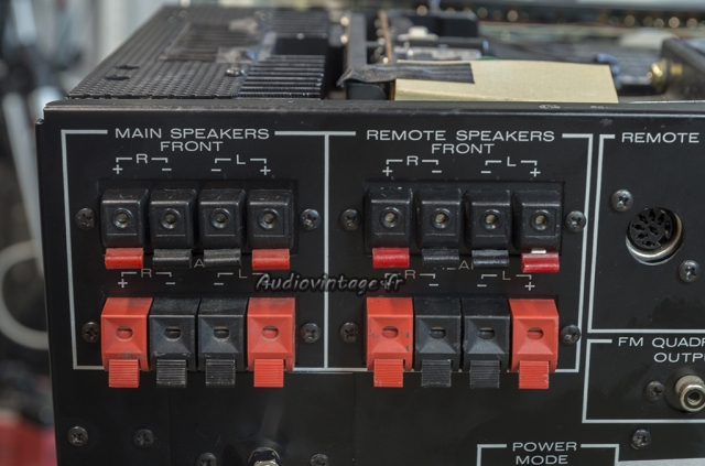 Marantz 4400 : borniers remplacés et réparés.