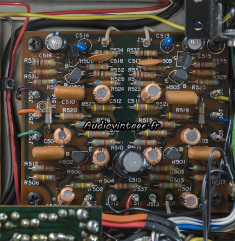 Marantz 4400 : circuit vari-matrix à réviser.