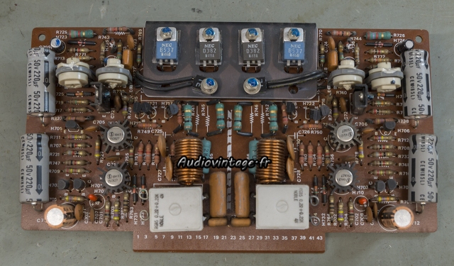Marantz 4400 : circuit driver à réviser.