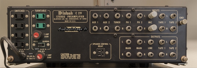 McIntosh C29 : connectique.