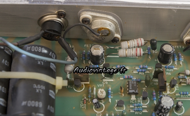 Musical Fidelity : condensateur chimique kaput.