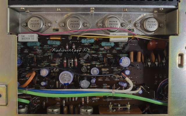 Nad Model 90 : circuit principal à réviser.