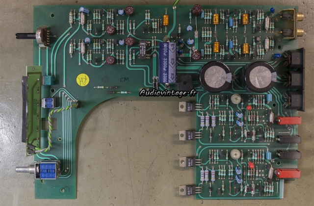 Naim Nait 2 : retrait du circuit.