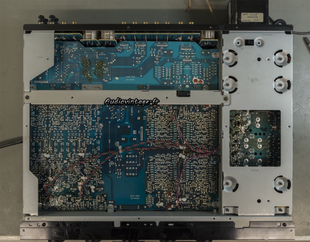 Onkyo P-388F : les  innombrables soudures à refaire..