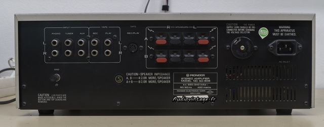 Pioneer SA-606 : connectique.