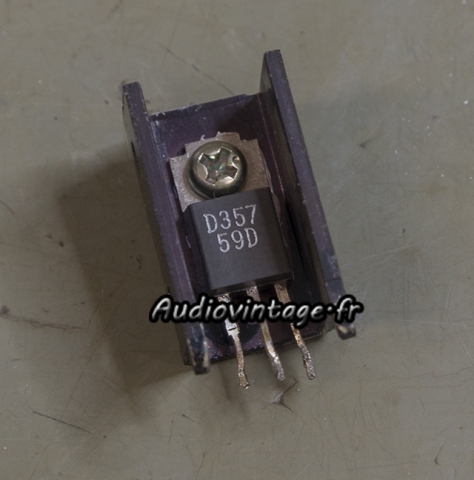 Pioneer SA-7500 : désoxydé et graisse neuve.