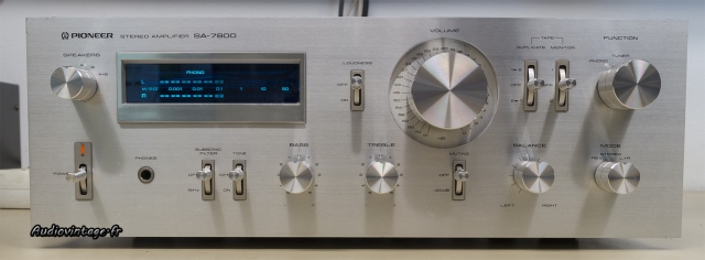 Pioneer SA-7800 : clinquant.