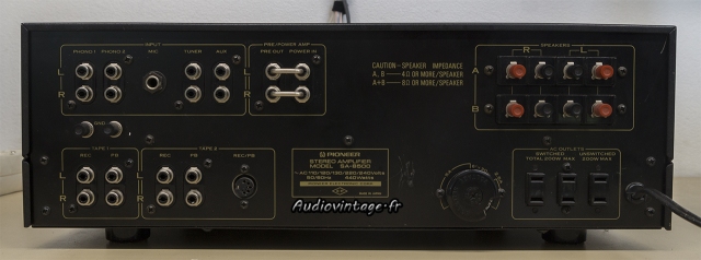 Pioneer SA-8500 : connectique.