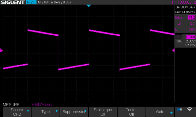 Pioneer SA-8500 : signal-carre-a-100hz