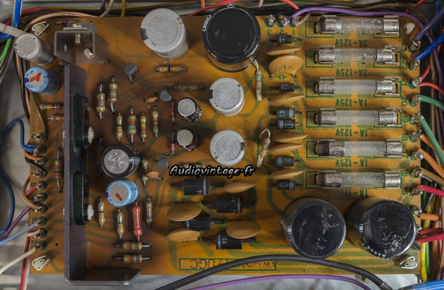 Pioneer SX-9930 : alimentation à revoir.